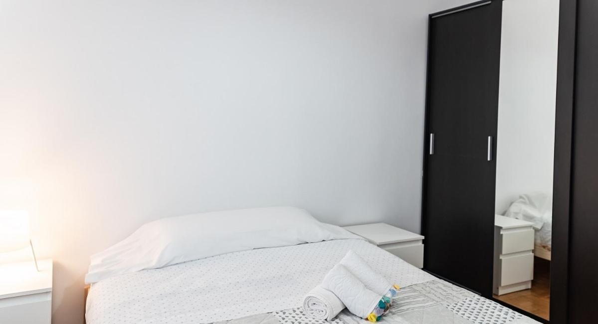 פמפלונה Adaptado Y Comodo Apartamento En Iturrama מראה חיצוני תמונה